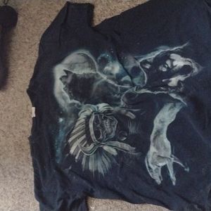 Native American printed size large t shirt-055s